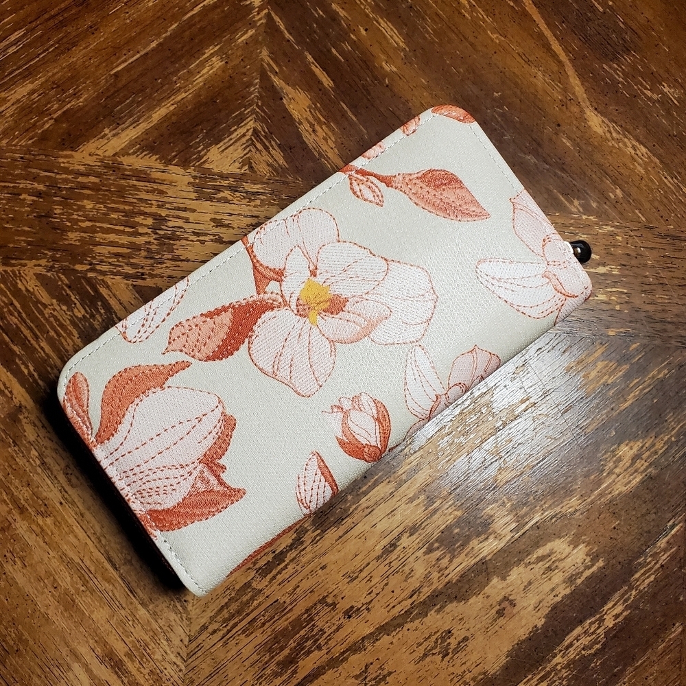 Faux Embroidered Floral Wallet - Picture 3 of 10